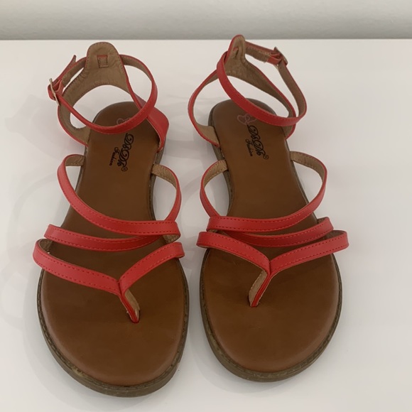 ModCloth Red Strappy Sandals size 10 - Picture 4 of 12